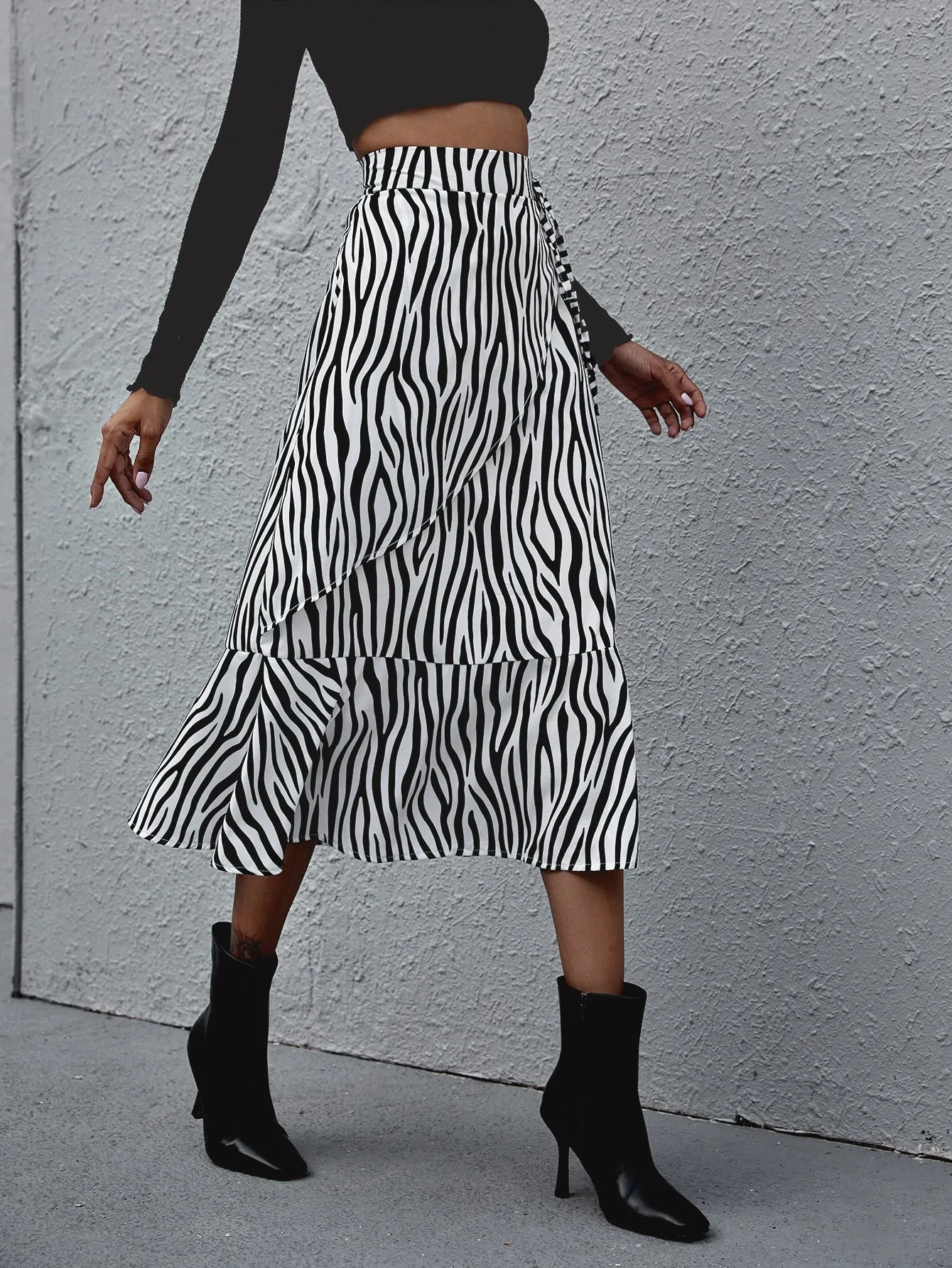 Elegant Zebra Stripe Ruffle Hem High Waist Long Women Skirt