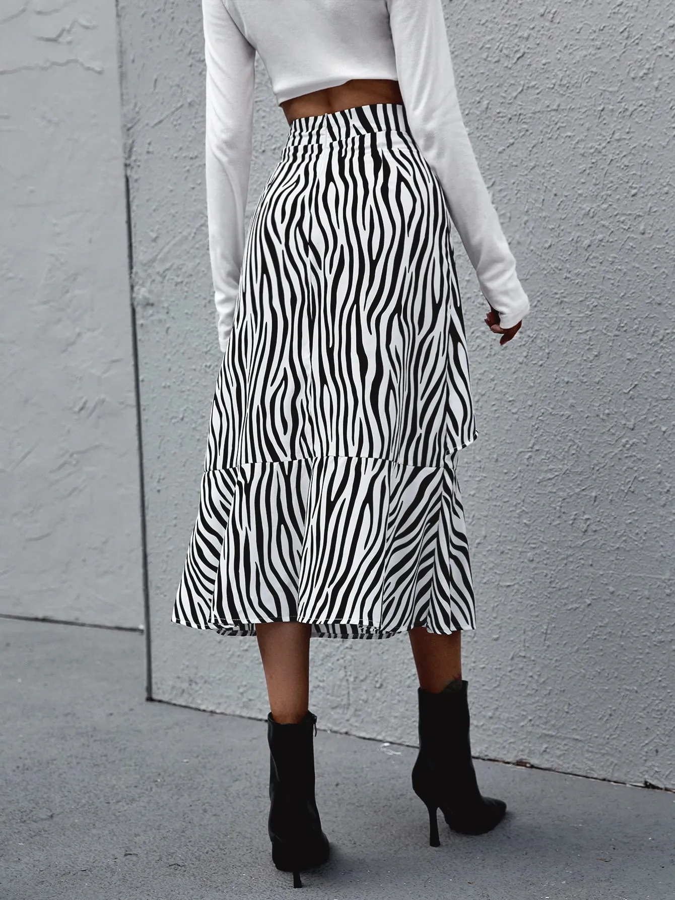 Elegant Zebra Stripe Ruffle Hem High Waist Long Women Skirt